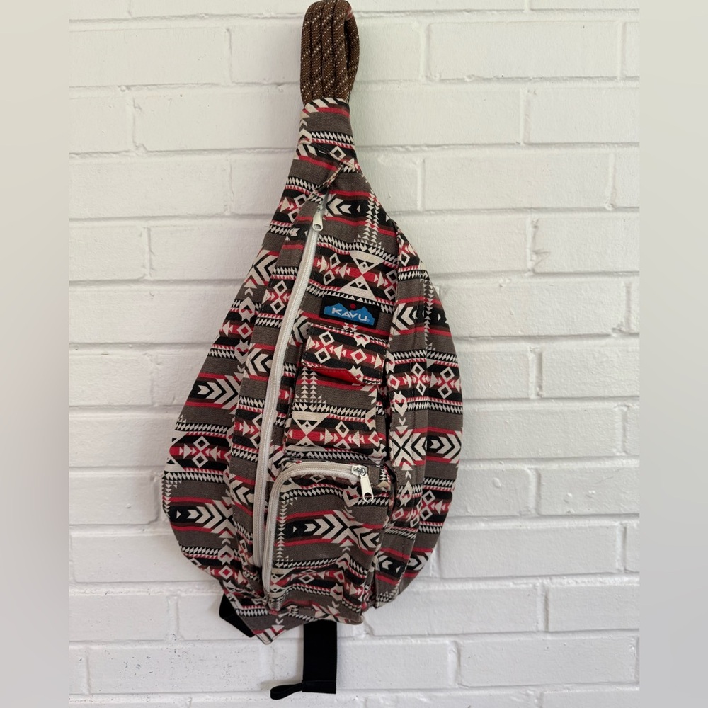 Kavu Rope Bag - Black and Red Aztec